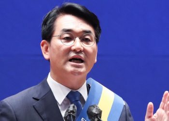 박용진 “가난한 사람 혐오하는 이재명 부끄럽다”