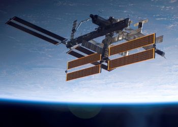 사이좋은 미러, 우크라 갈등 속 우주선 좌석은 공유