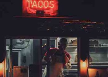 한인타운 한복판 윌셔 & 옥스포드서 총격전, 남녀 2명 중상