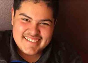 고교 풋볼선수 허망한  죽음…길 걷다 이유 없이 갱단 총격 받아