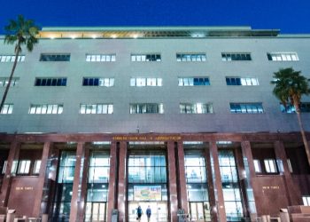 LA 카운티, 공무원 시민권 요구 더 이상 안한다