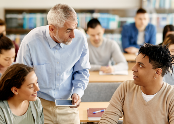NYT “어릴 적 여러 계층 친구 만나야 부자된다”