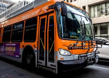 “한인타운 올림픽& 놀만디 메트로버스 늘려야” 한인 노인들 큰 불편