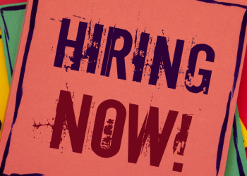 고용시장 초강세..일자리 예상보다 2배 넘게 증가