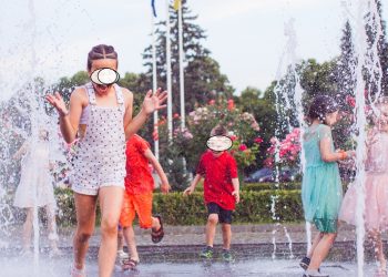 CDC 물놀이공원 ‘감염’ 강력경고.. 분수, 폭포 위험..27명 발병