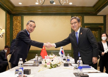 박진·왕이, 사드3不·칩4동맹 논의…中언론 “尹, 균형외교 큰 도전”