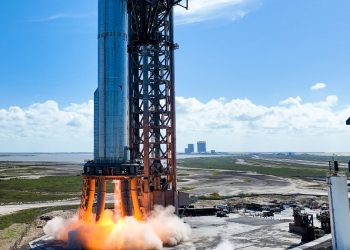 바이든 정부, 스페이스X  9억 달러 보조금 요청 거절