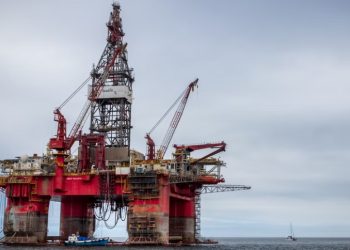 셸·셰브론 원유 누출 사고, 멕시코만 석유 생산 중단