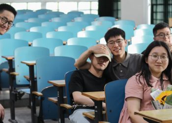 중국 학생 미국 유학 급감…학생비자 3년새 반토막