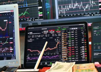 뉴욕 증시, 생산자물가 둔화에도 혼조 마감…나스닥 0.58%↓