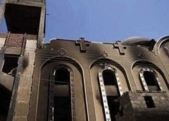 카이로 콥트파 교회 화재로 41명 사망