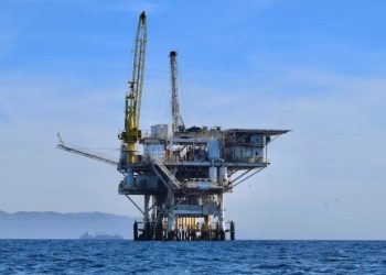 국제유가, 6개월 만에 최저치…지속 가능할까?