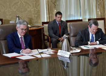 연준, “인플레 위험 매우 주의”…금리 인상 지속