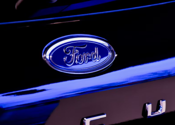 전기차 전환 포드 자동차, 3000명 정리해고 방침