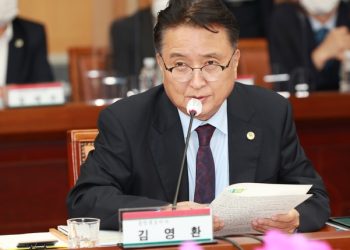 “이준석, 당 대표로 돌아올 길 온전히 잃어”