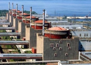 ‘방사능 유출 우려’ 자포리자 주민 탈출 지속…당국, 요오드 알약 배포