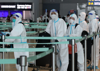 “한국, 입국전 코로나19 사전검사 폐지” 예고