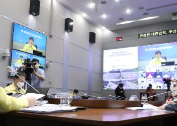 입국전 코로나 검사 9월 3일 폐지…1일차 PCR 유지