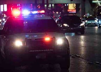 파라마운트 아파트서 총격. 1명 사망, 3명 부상