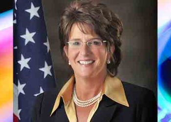 재키 왈러스키 연방 하원의원 교통사고 사망