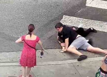 [화제] “당하지만 않을 것” 라브레아 식당 주인, 폭행강도 끝까지 쫓아 제압(영상)