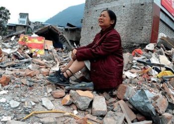 중국 쓰촨지진 사망자 74명으로 늘어…26명 실종