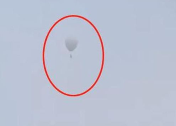 끈풀린 풍선에 매달려 이틀간 320㎞ 비행한 남성..극적 구출