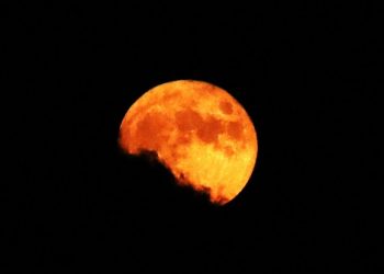 100년만에 가장 둥근 보름달 뜬다