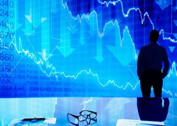 인플레 쇼크 뉴욕증시  2년만 최대폭락, 나스닥 5.2%↓