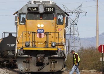 철도 파업 이틀 앞, 물류대란 위기감 고조