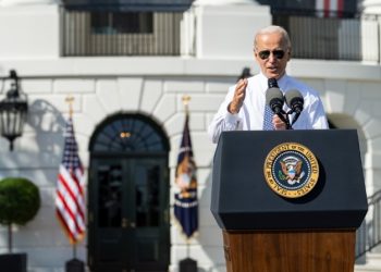 바이든 “우크라 상당한 진전…전쟁 장기적으로 갈 것”