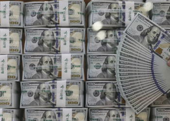 미 은행예금 빠르게 감소 중..2700억달러 사상 최대폭 감소