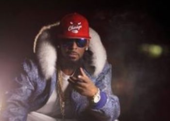 “미성년자 80차례 성관계” 알 켈리, 30년형 두 차례 선고