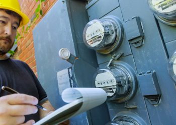 겨울 앞 둔 미국 전기요금  7.5% 인상 비상 “이미 6가구 중 1가구 요금 못내”