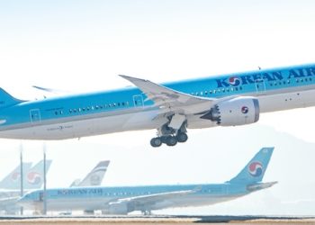 대한항공, 런던 공항서 사고…”승객 전원 무사”