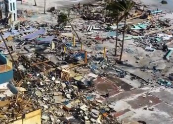 플로리다 역대급 피해…허리케인에 쑥대밭(영상)