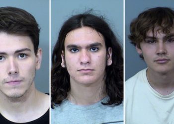 애리조나 대학생 3명 체포…폭발물 제조· 설치 협박