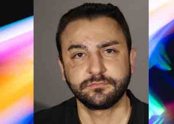 글렌데일 도넛가게 10대 성추행..엄마 옆에 있는데