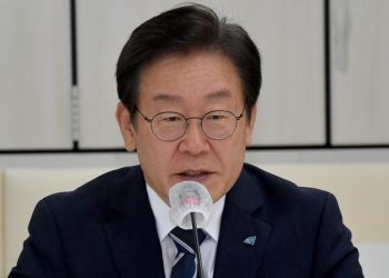 검찰, 성남 FC 의혹 공소장 “이재명·정진상 공모”적시