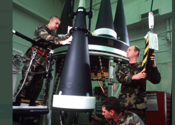 트럼프, “시진핑·푸틴이 듣도 보도 못한 신형 핵무기 있다”