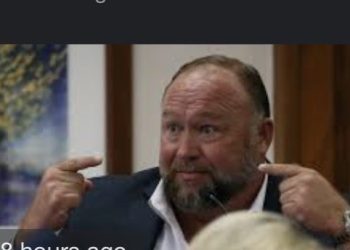 “샌디훅 사건은 연출”…음모론 존스에 9억6천만달러 배상평결