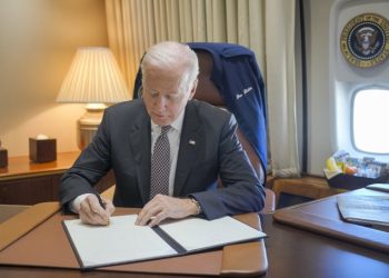 바이든, 마리화나 단순소지 혐의 기소자 전원 사면 발표