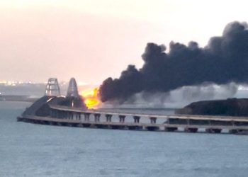 푸틴 “크름대교 폭발, 우크라 비밀요원이 자행”