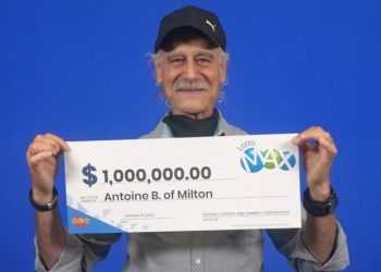 억세게 운 좋은 남자…1년새 100만달러 복권 2번 당첨