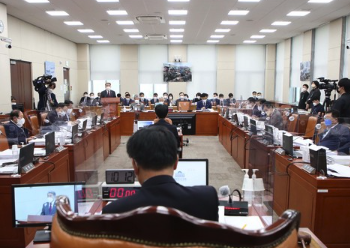 왠지 어색한 국회 BTS 공방..민주, “특례 줘야”..국힘 “입대가 원칙”