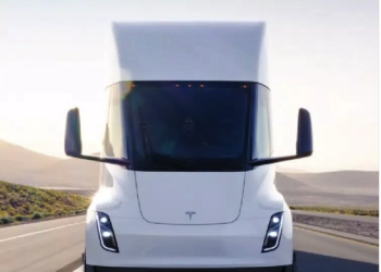 정체 드러낸 테슬라 전기트럭 ‘세미’, 펩시에 인도한다