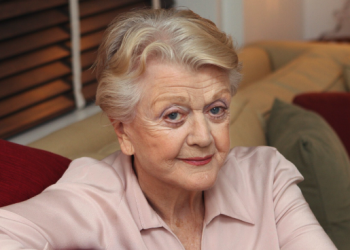 ‘제시카의 추리극장’ 앤절라 랜즈베리 별세, 향년 96세