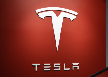 자율주행차 사망 4개월간 11명..10건이 테슬라 사고