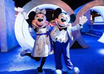 디즈니랜드 100주년 이벤트는 “입장권 가격 대폭 인상”