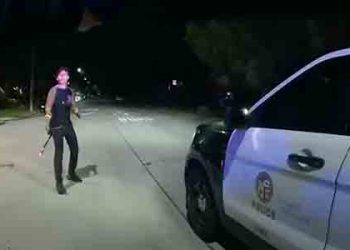 한인타운 거리 한복판서 사무라이 칼들고 난동 (영상)